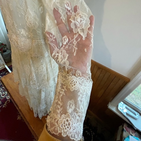 1930’s  Lace Wedding-dress, Downton Abby Style - Picture 8 of 16